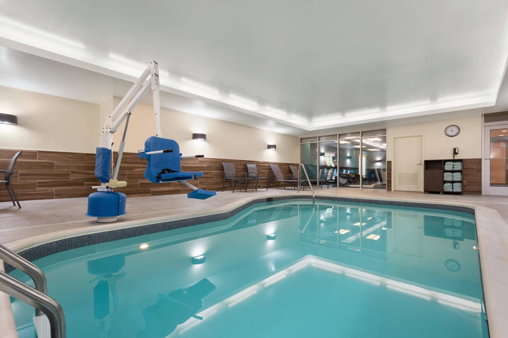 Fairfield Inn & Suites By Marriott Charlottesville Downtown/University Area Kültér fotó